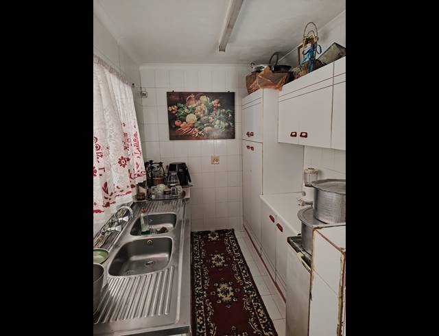 7 BEDROOM HOUSE FOR SALE IN RESERVOIR HILLS